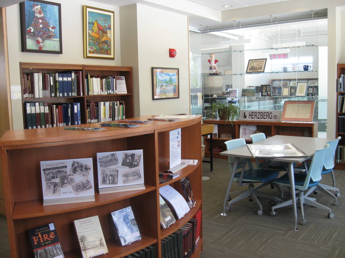 Photo of the Kanata Room at the Beaverbrook branch